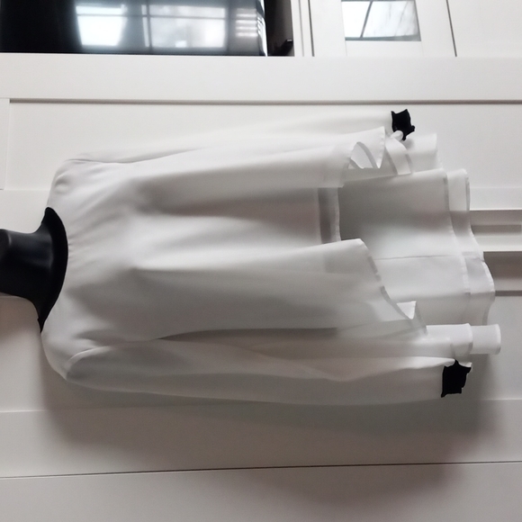 French Connection Tops - 💙 2/$10 French Connection Hi Lo Top